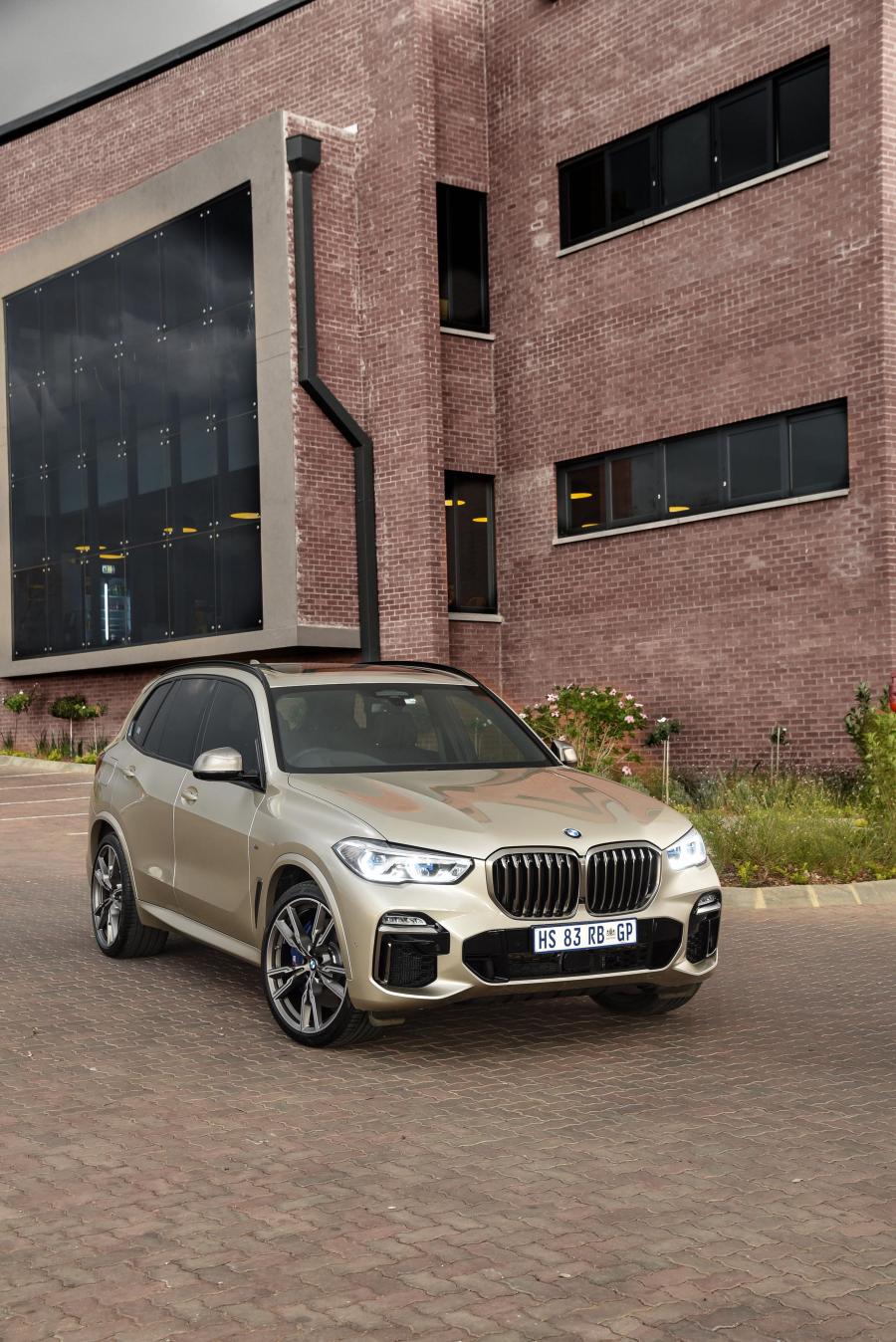  BMW X5 M50d (G05) 2018 года  (ZA) (фото 12 из 40)